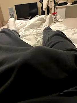 youngGermanCoc online show from November 29, 2025, 9:18 pm