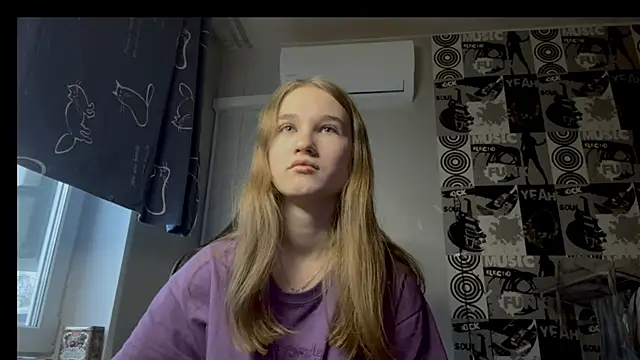 helgicuteness online show from December 17, 2025, 6:41 am