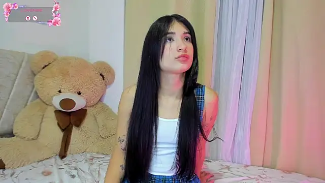 lia sweetty online show from April 21, 2026, 2:51 am