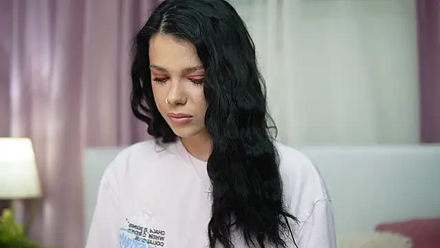 IsabelAmber online show from November 24, 2025, 6:40 pm