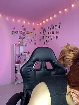 Davne  online show from February 14, 2026, 3:25 am