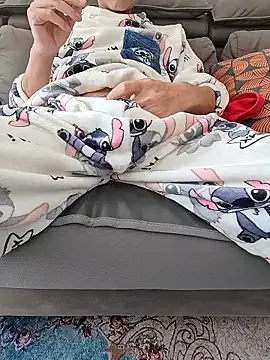 micai fengbei online show from January 8, 2026, 4:59 am