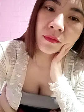 Lily-ross22 online show from December 14, 2025, 4:45 pm