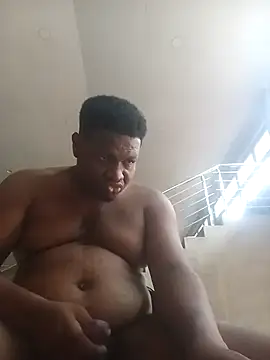 LovelyHughes online show from February 7, 2026, 11:36 am