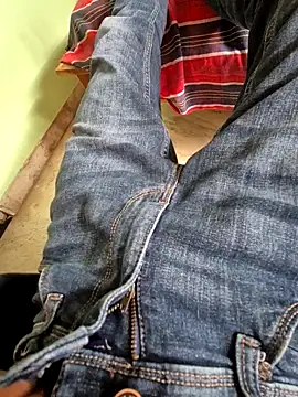 telugupillodu001 online show from April 12, 2026, 9:58 am