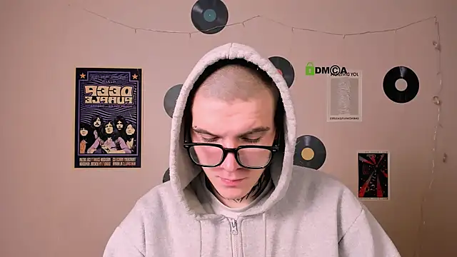 drew soft  online show from December 2, 2025, 7:42 pm