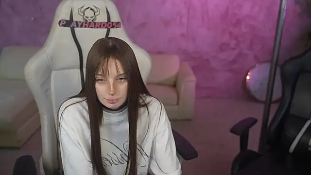 Dacota love online show from April 17, 2026, 10:29 am