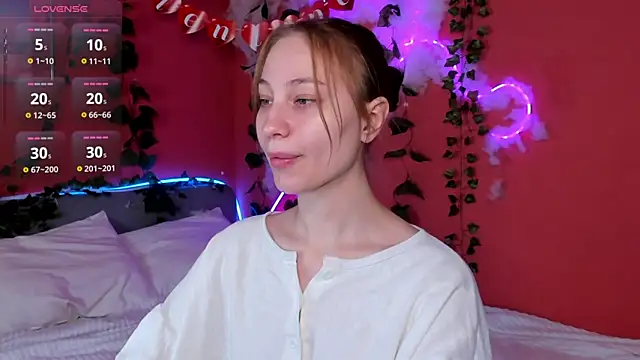 lally cute online show from February 25, 2026, 5:06 am