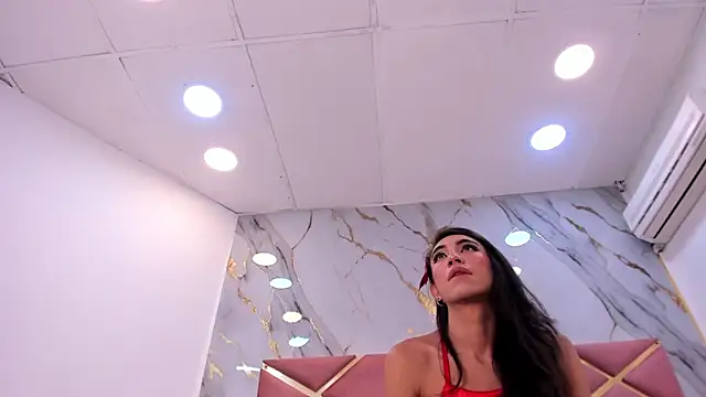 VALERIAQUEENTS   online show from April 9, 2026, 12:10 pm