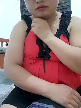 mai-mai-97 online show from May 25, 2026, 4:24 pm