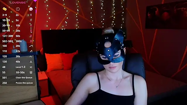  Sweet  Cat  online show from April 19, 2026, 4:50 pm