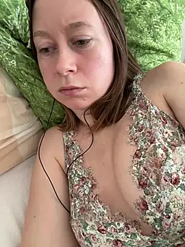 Brooke lover online show from April 21, 2026, 5:58 am