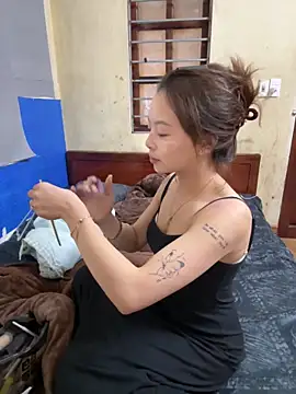 Yui-Ti online show from November 28, 2025, 2:03 am