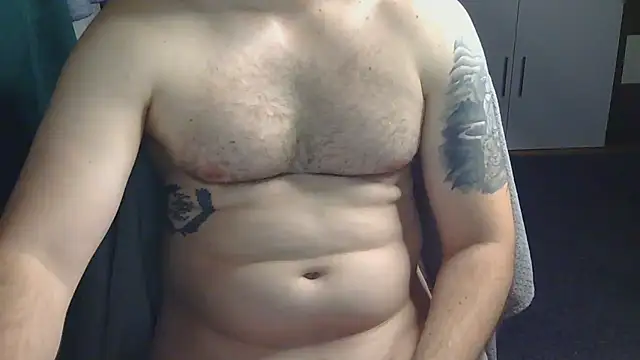 Snapshot of theh0tdick chatting on June 5, 2026, 9:20 pm theh0tdick online show from June 5, 2026, 9:20 pm