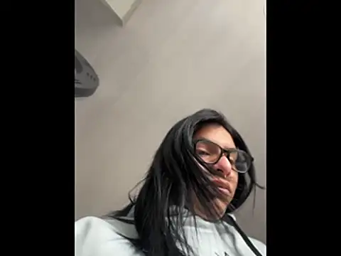 Snapshot of SaraAndrade_ chatting on January 9, 2026, 3:48 pm SaraAndrade online show from January 9, 2026, 3:48 pm