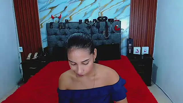 Meryandcris online show from April 14, 2026, 4:07 am