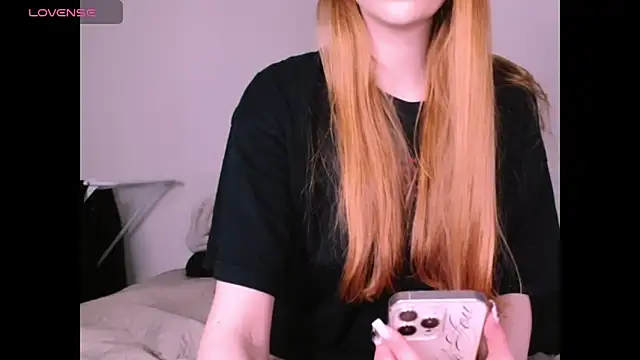  Milana Sparkl75  online show from March 31, 2026, 8:31 pm