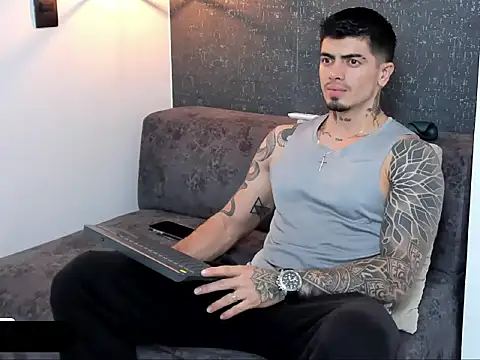  mrcock   online show from February 27, 2026, 10:43 pm