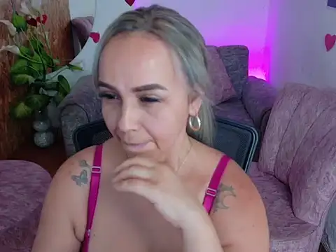 Aunty milf online show from February 5, 2026, 8:02 pm