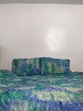 NiinaHans online show from November 28, 2025, 11:02 am