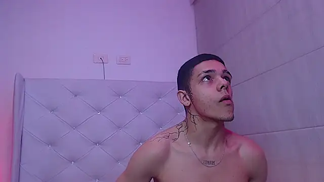 Noah and kim69 online show from December 1, 2025, 5:45 am