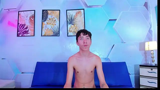 Lester james2 online show from November 25, 2025, 1:22 pm