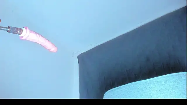 sophie 1  online show from April 23, 2026, 3:19 am