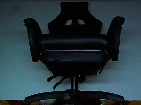 Alphacashmaster777 online show from April 5, 2026, 4:31 am