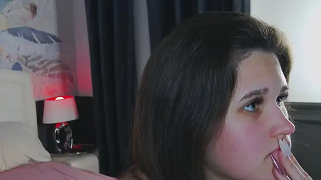 RishaBerry online show from November 27, 2025, 7:49 pm