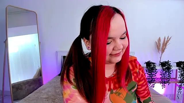 Snapshot of Rose_Luvv chatting on May 10, 2026, 6:40 am Rose Luvv online show from May 10, 2026, 6:40 am