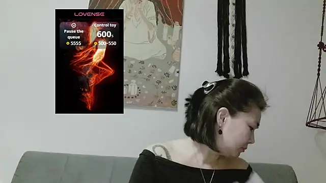 Nettie Allie online show from March 14, 2026, 7:41 pm