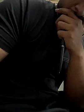 DASIHUB75 online show from November 26, 2025, 6:31 pm