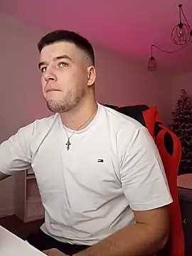 IPrince7 online show from December 1, 2025, 4:56 pm