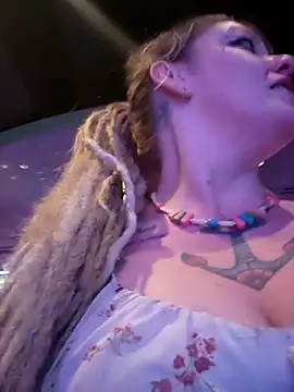 Horny hippie online show from November 20, 2025, 7:08 am