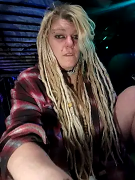 Horny hippie online show from February 22, 2026, 11:14 pm