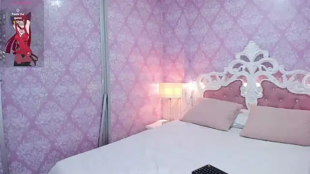 sarah sluty online show from April 9, 2026, 2:22 am