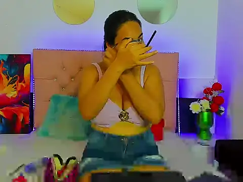 AzumiWalker online show from February 18, 2026, 1:18 pm