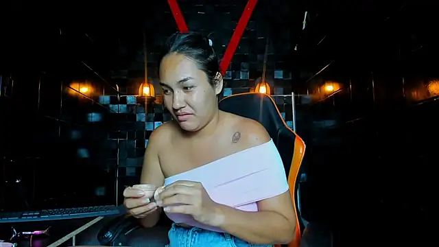 AzumiWalker online show from March 6, 2026, 3:03 am