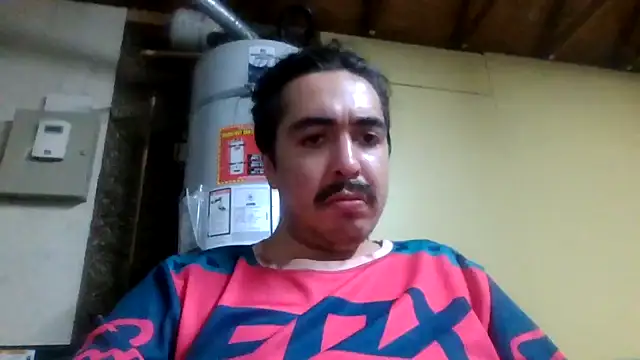 Snapshot of 818horny chatting on May 27, 2026, 8:00 am 818horny online show from May 27, 2026, 8:00 am