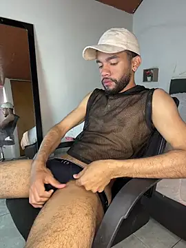 Andressbigcock   online show from December 3, 2025, 2:26 pm