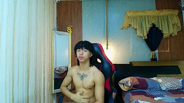 kim curlyy online show from April 6, 2026, 3:02 pm