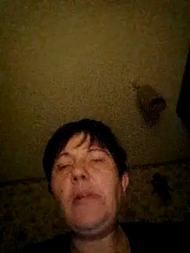 LusiaD online show from December 2, 2025, 8:48 pm