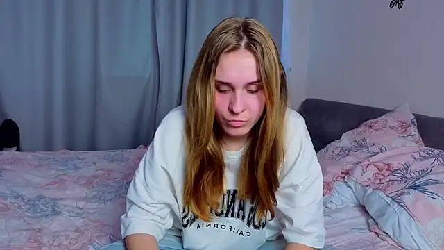 DanielRenfro online show from December 5, 2025, 8:23 am