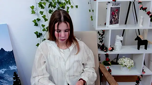 DevoraCantley online show from November 27, 2025, 9:33 am