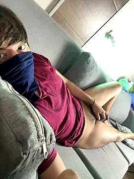 taehyun10 online show from December 3, 2025, 12:25 pm