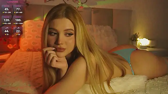 StripKelly online show from February 12, 2026, 9:21 pm