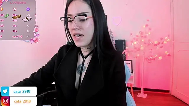 megan rosse11 online show from December 4, 2025, 1:31 pm