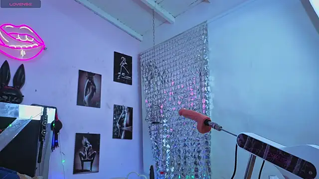 karla slut dirty online show from March 8, 2026, 8:29 am