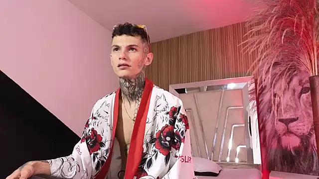 Paulo 527 online show from April 3, 2026, 5:05 am