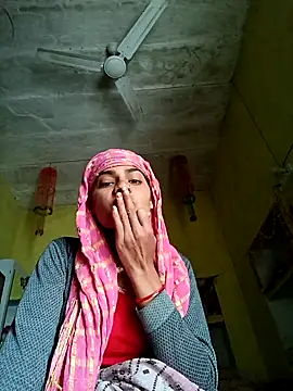 Snapshot of Janki_cute chatting on February 3, 2026, 5:27 am Janki cute online show from February 3, 2026, 5:27 am